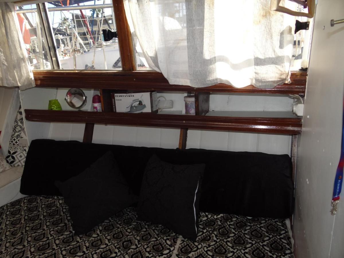 Precioso Barco En Barcelona Otel Badalona Dış mekan fotoğraf